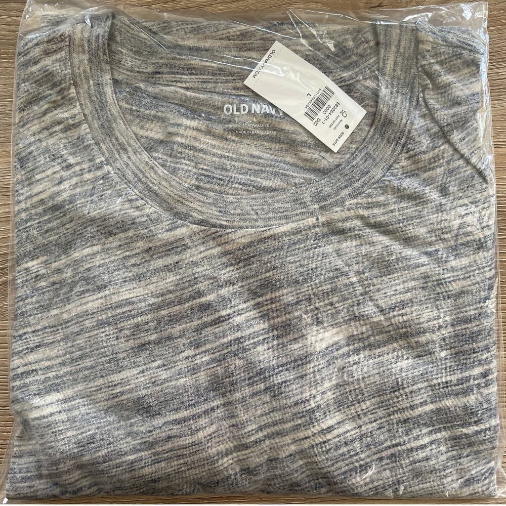 Old Navy Vintage Heather Gray Crew Neck TShirt NEW Mens Large Tee Top Everyday - Picture 2 of 6